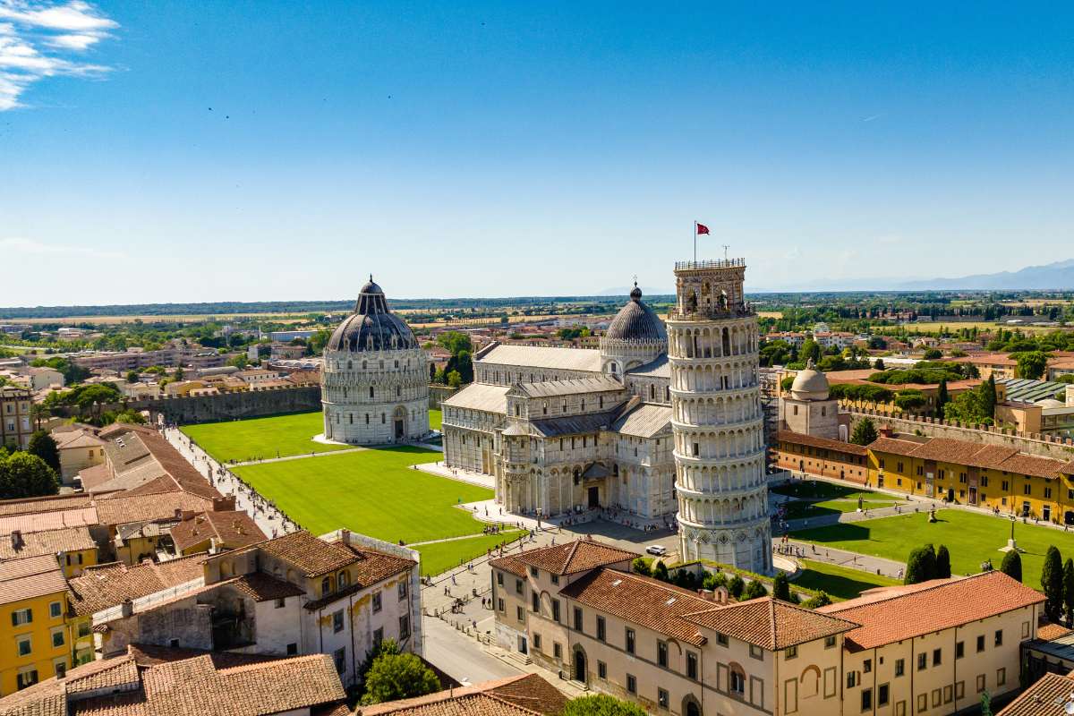 Torre di Pisa e Piazza dei Miracoli